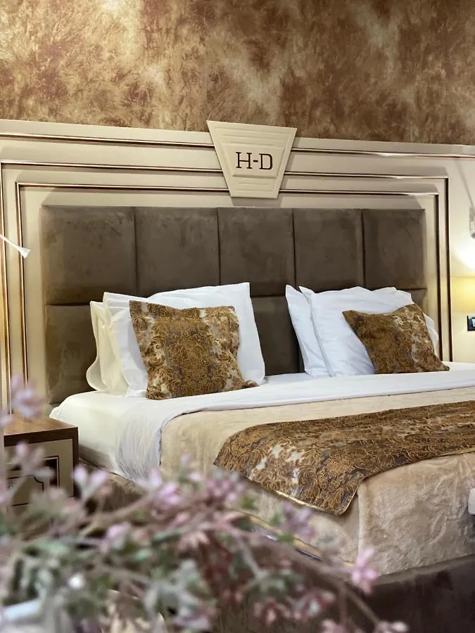 Hotel Deluxe Tirana
