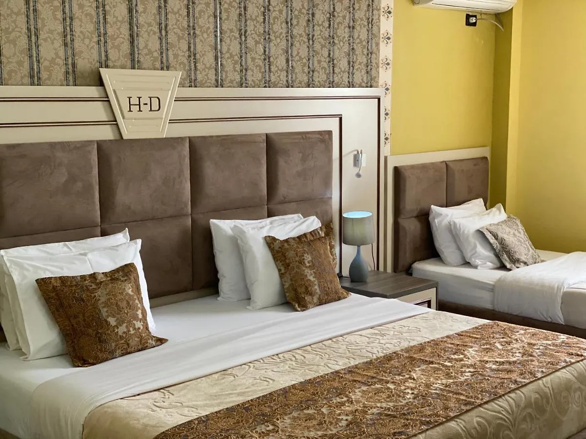 Hotel Deluxe Tiran