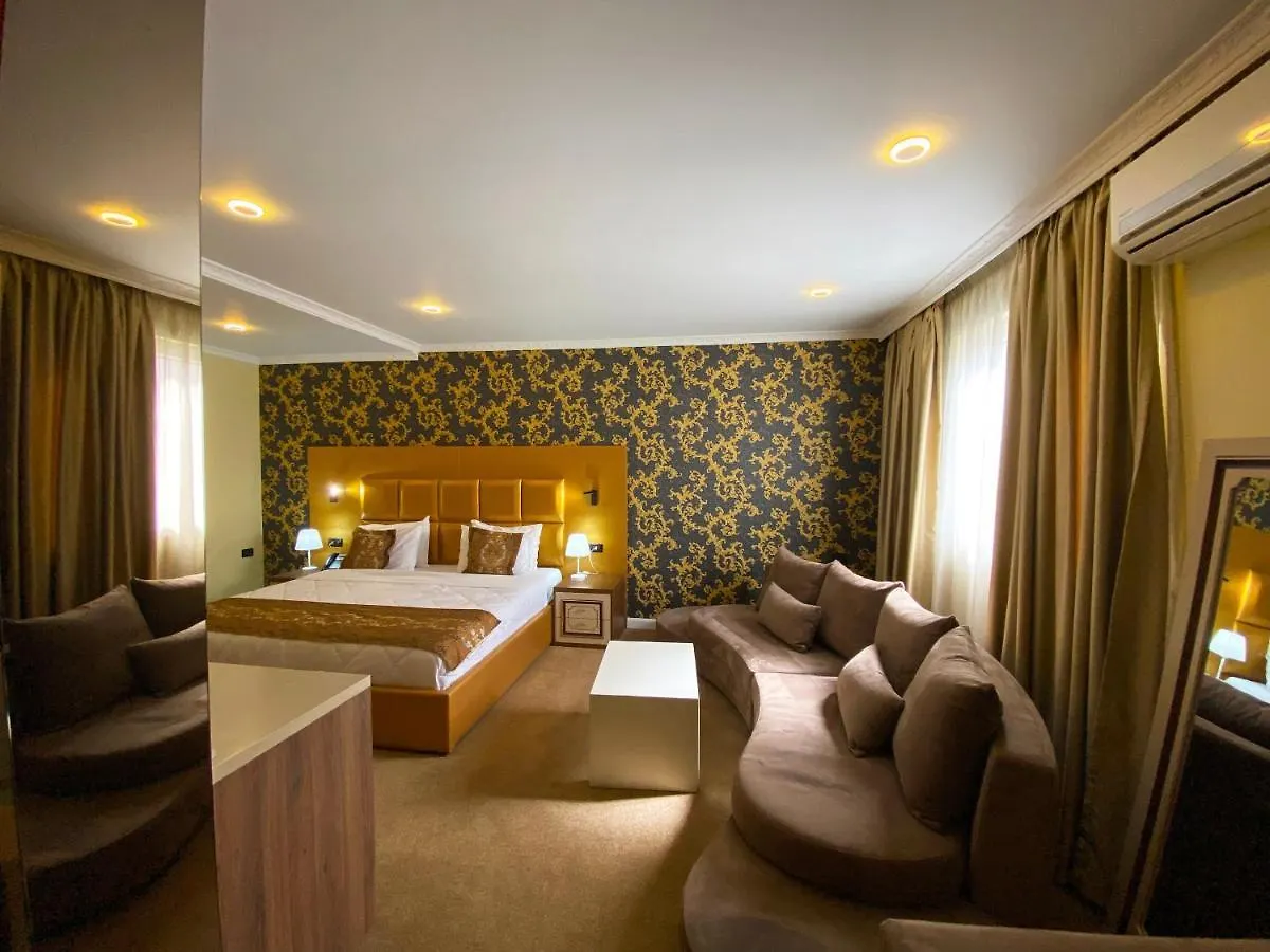 ****  Hotel Deluxe Tirana Albanien