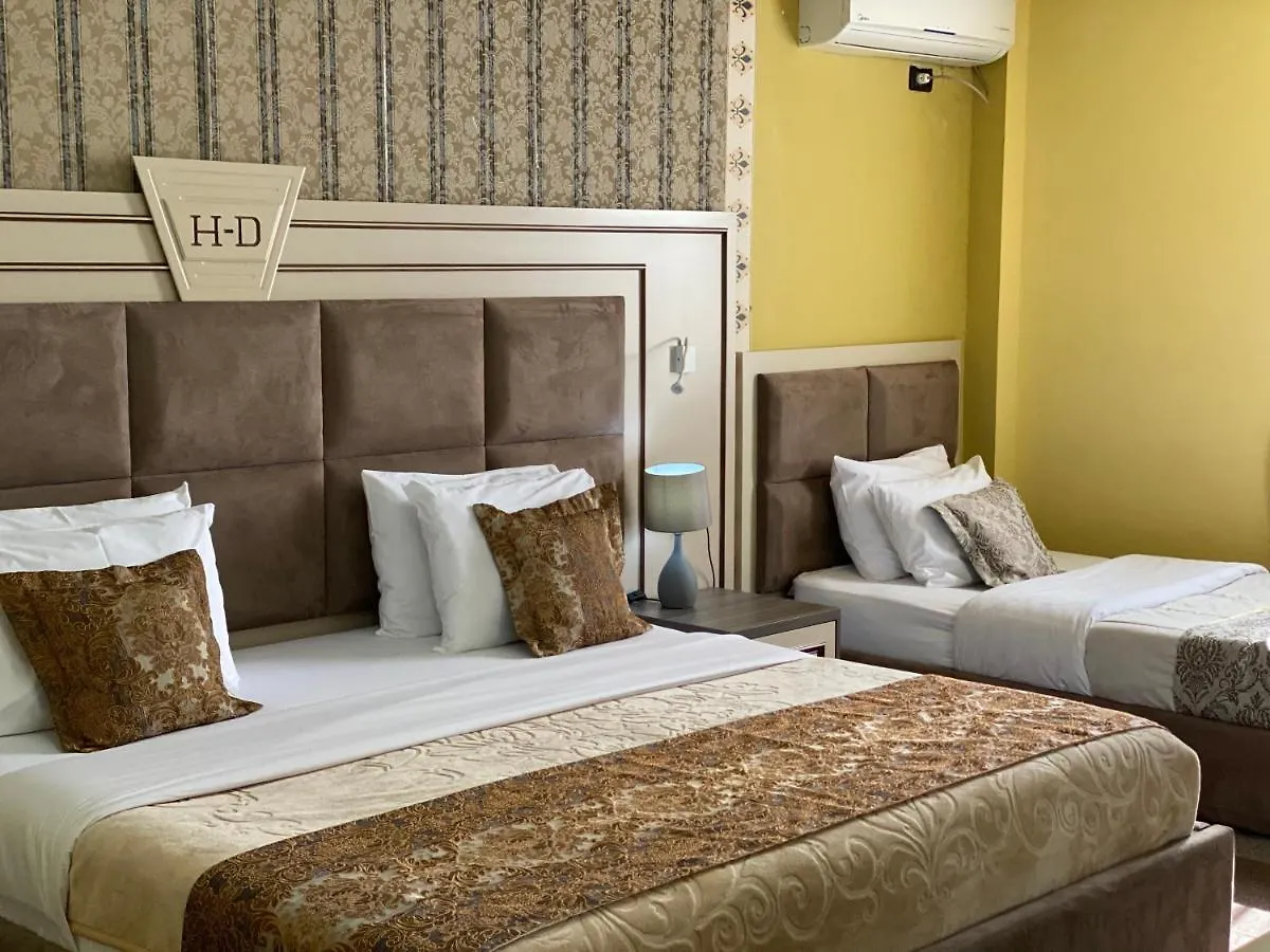 Hotel Deluxe Tiran