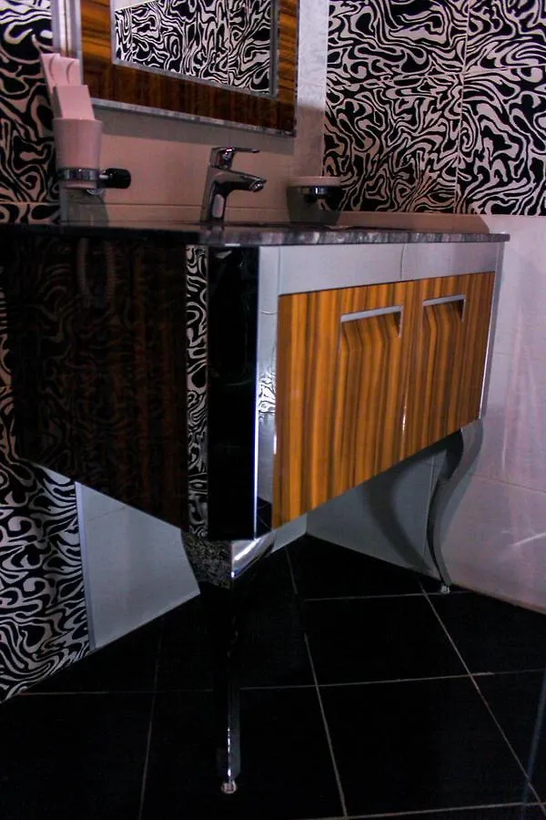 Hotel Deluxe Tirana