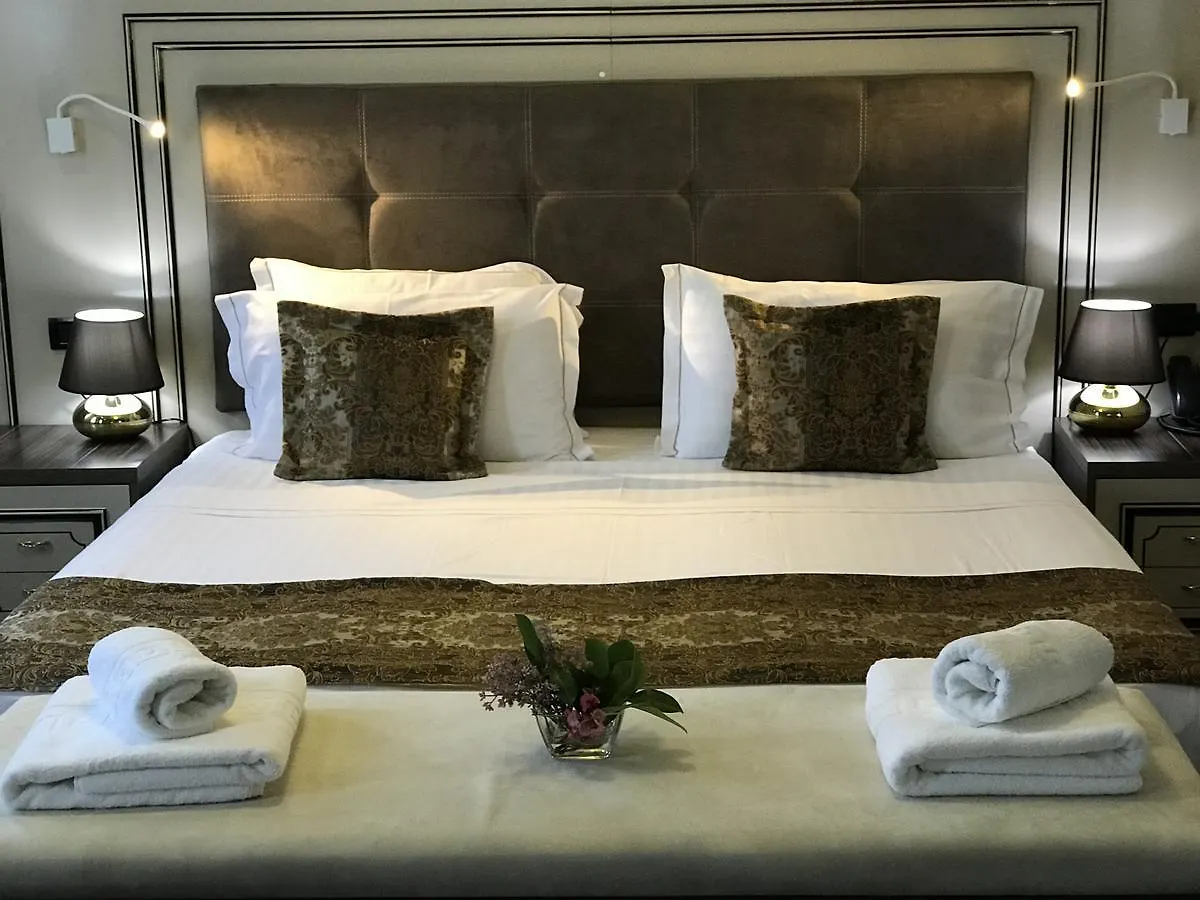 Hotel Deluxe Tirana