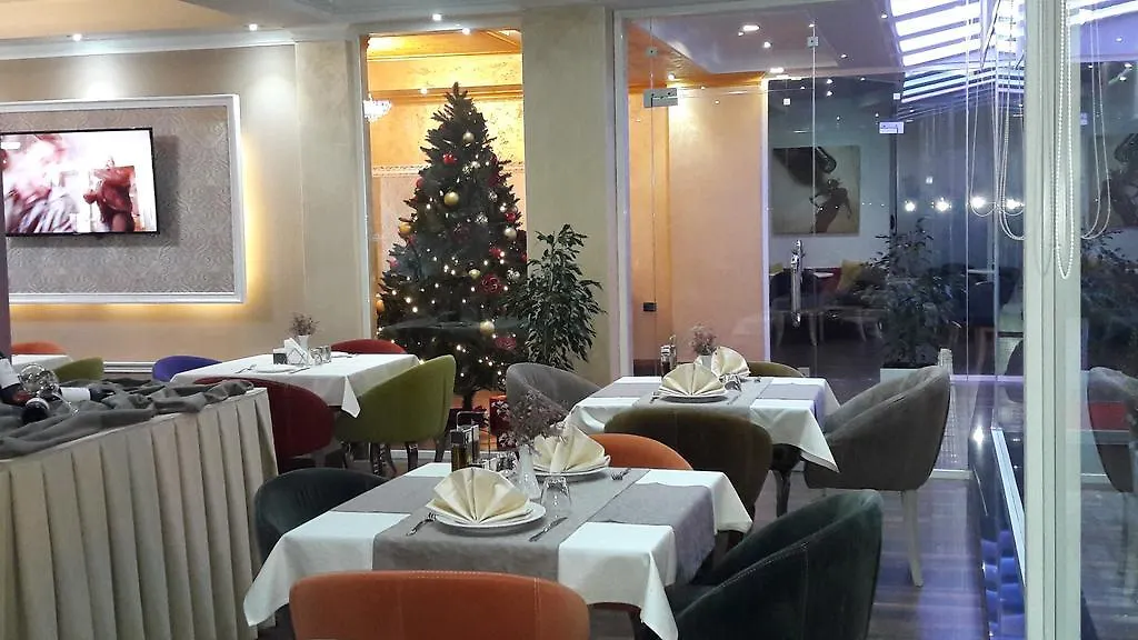 טיראנה Hotel Deluxe